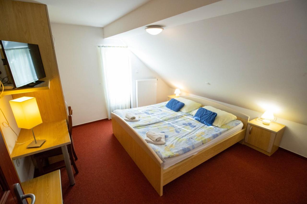 Rooms Cvitar - Center Kranjska Gora Εξωτερικό φωτογραφία