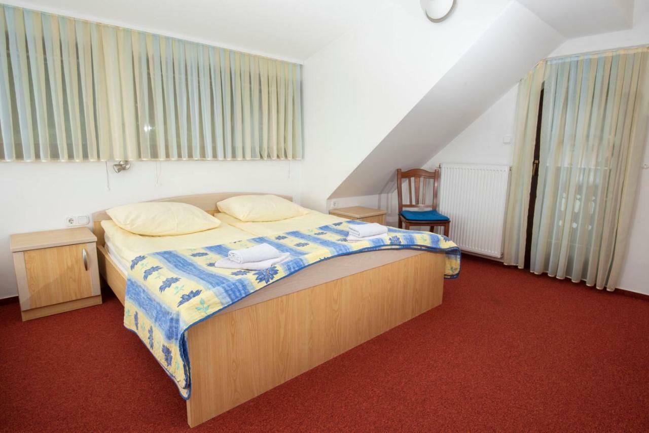 Rooms Cvitar - Center Kranjska Gora Εξωτερικό φωτογραφία